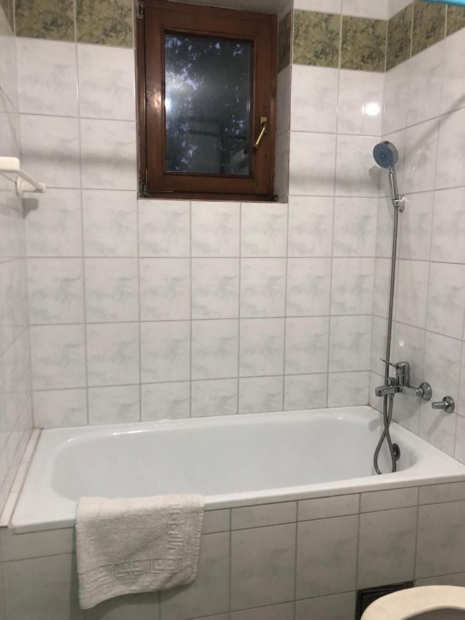 Apartman Djina Vrnjačka Banja Extérieur photo